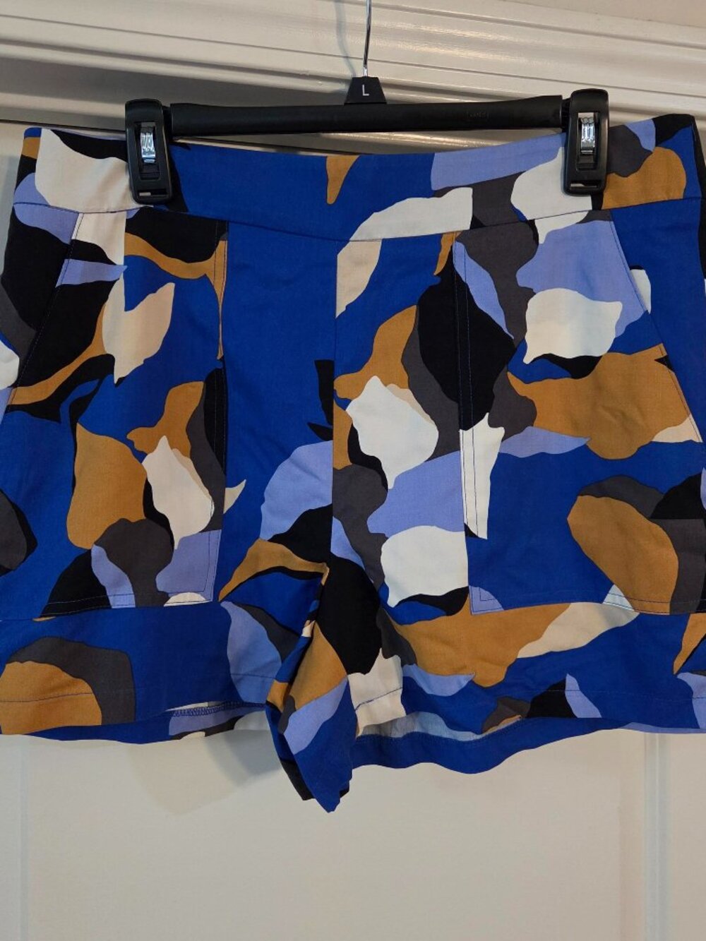 Nine West Modern Print Shorts